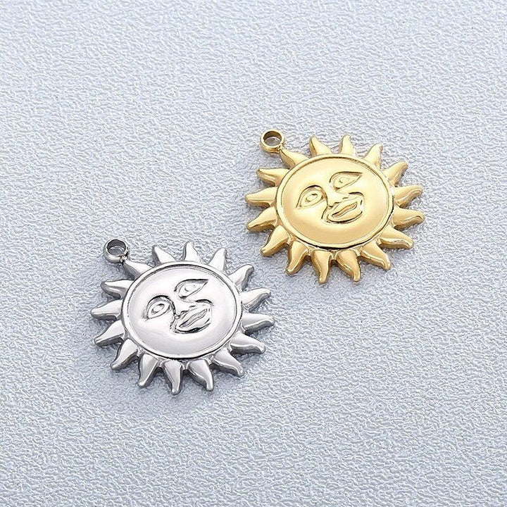 2pcs/Lot Vintage Metal Heart Sun Charms Coffee Beans DIY Bracelet Pendant Neacklace Accessories For Jewelry Making Findings.