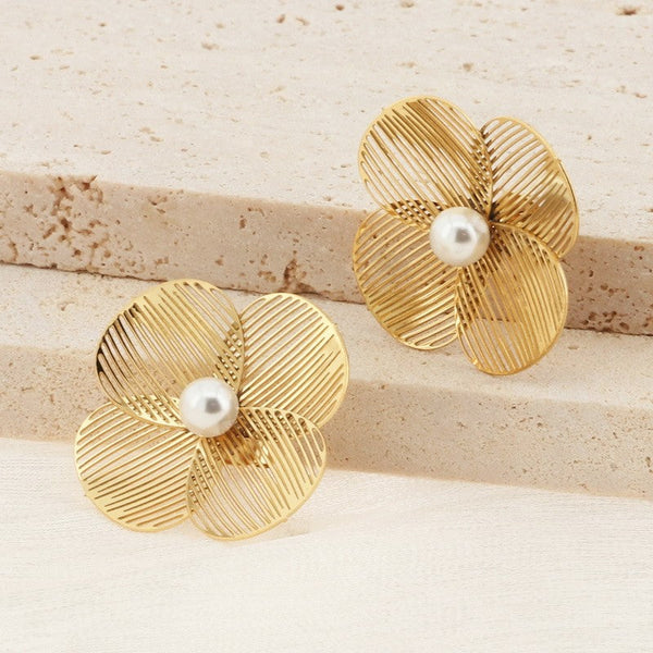 Kalen Pearl Stud Earrings for Women Wholesale