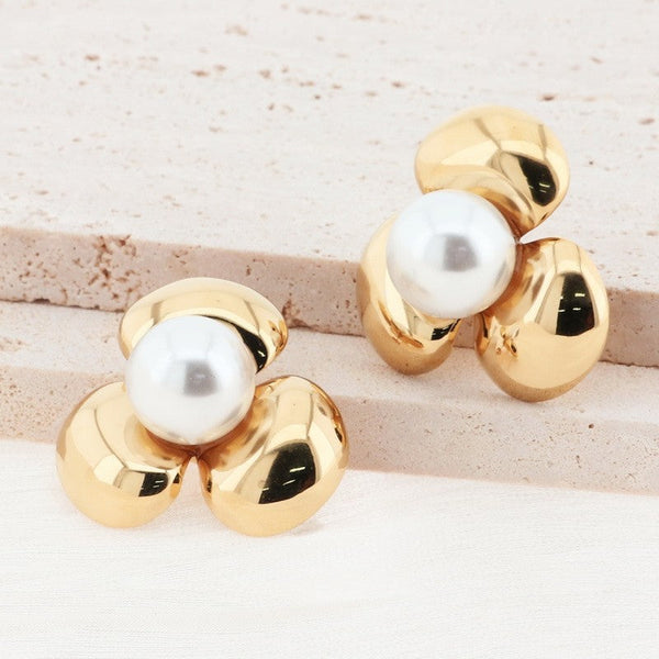 Kalen Flower Pearl Stud Earrings for Women Wholesale