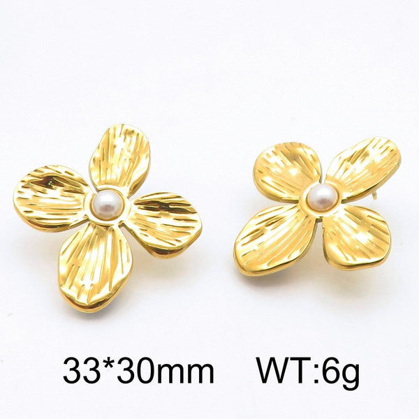 Kalen Flower Pearl Stud Earring for Women Wholesale