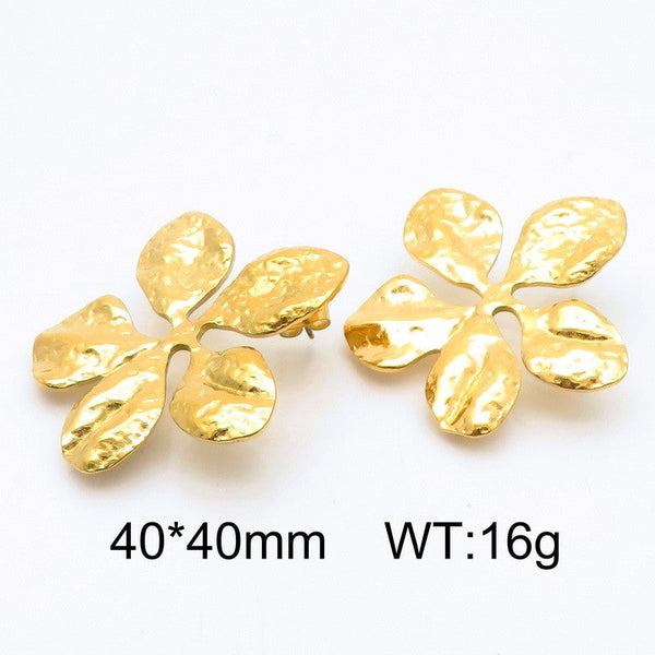 Kalen Flower Pearl Stud Earring for Women Wholesale