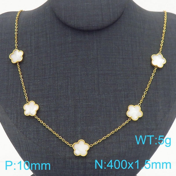 Kalen Flower Pendant Necklace for Women