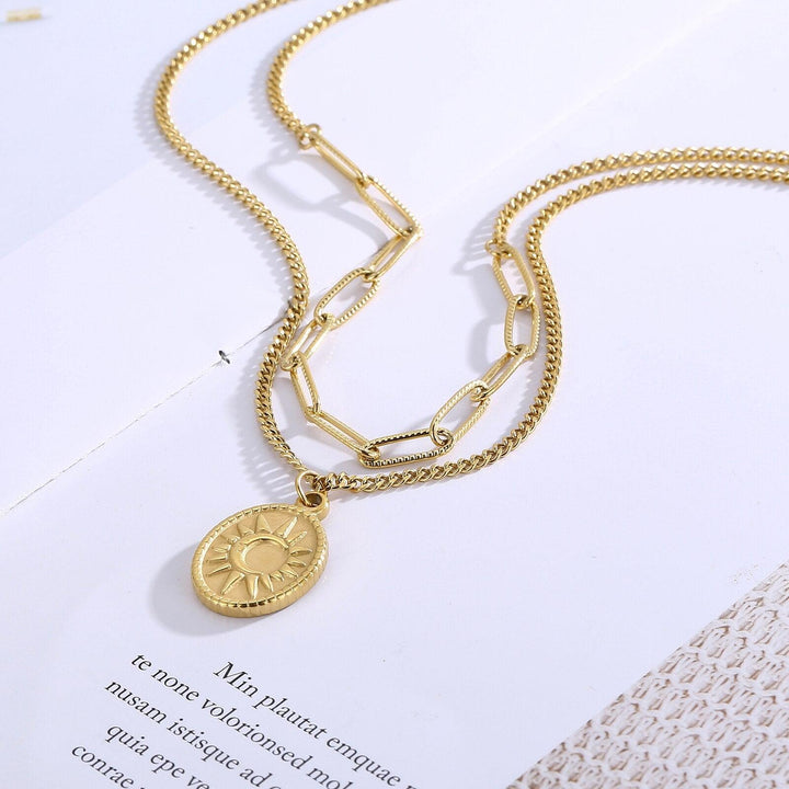 KALEN New Arrivals Gorgeous Gold Color Plating Sun Paving Pendant Special Enclosure Necklace For Women Girl Party Jewelry.