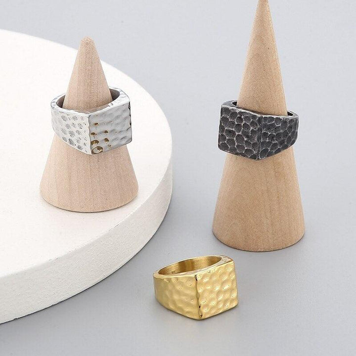 European Retro Stainless Steel Square Hammer Pattern Chunky Ring For Women Men Punk Rotre Unisex Finger Anillos Party Jewelry.