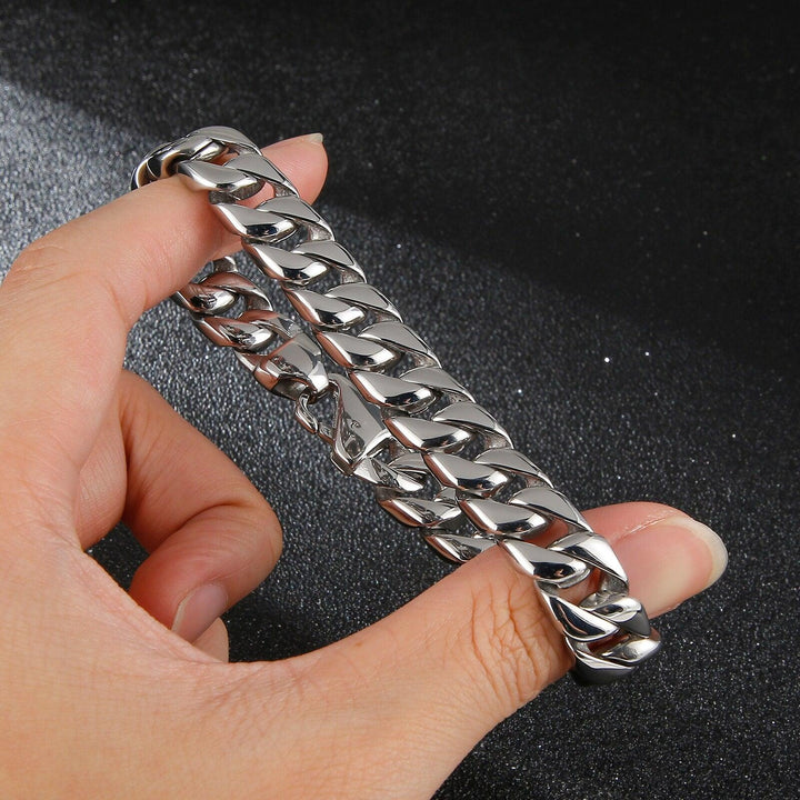 Kalen 12mm Width Trendy Shiny 316L Stainless Steel Bracelet Curb Cuban Chain Bracelets For Men.