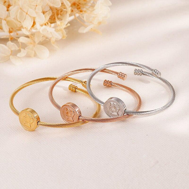 Kalen Fashion Exquisite Cuff Women Bangles Tri-color Stainless Steel Portrait Arrow Heart Bracelets For Women Wedding Jewelry.