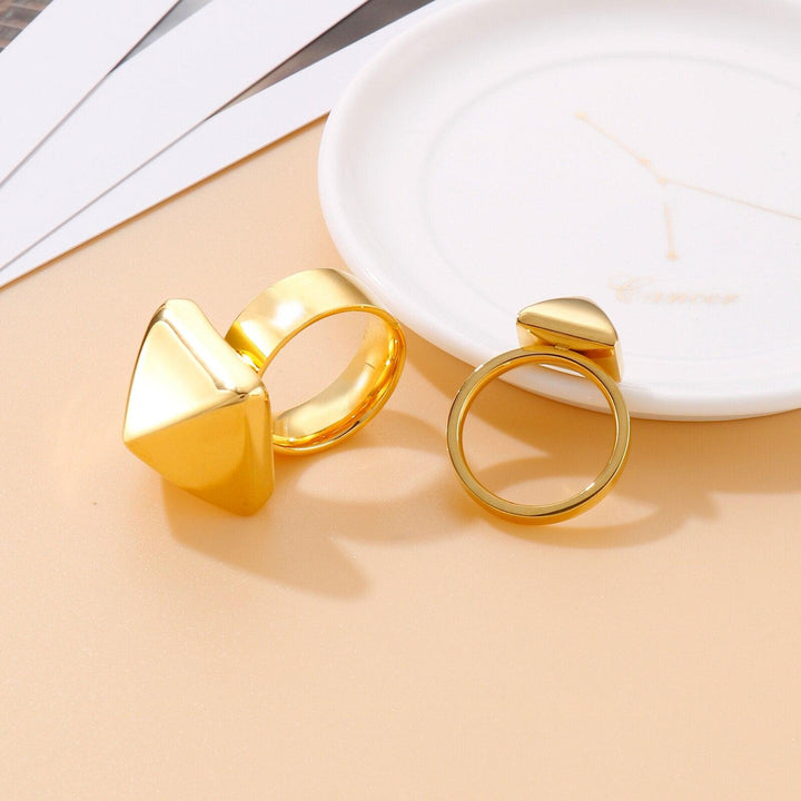 KALEN Minimalist Gold Chunky Rings Trendy Geometric Round Circle Rings for Women Thick Gold Stack Rings Female Wedding Jewelry.