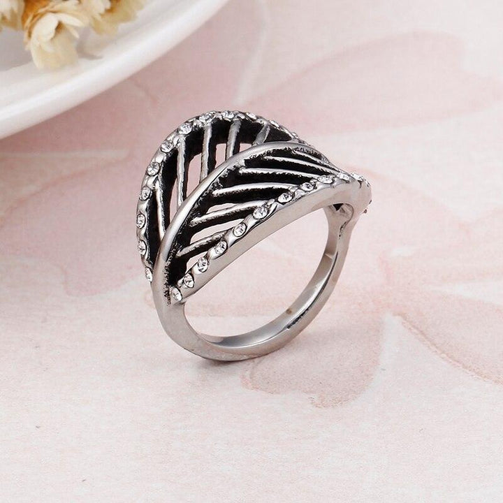 Kalen New Zircon Leaf Ring Female Hollow Out Minimalism Jewelry Birthday Gift Кольцо Stainless Steel Ring.