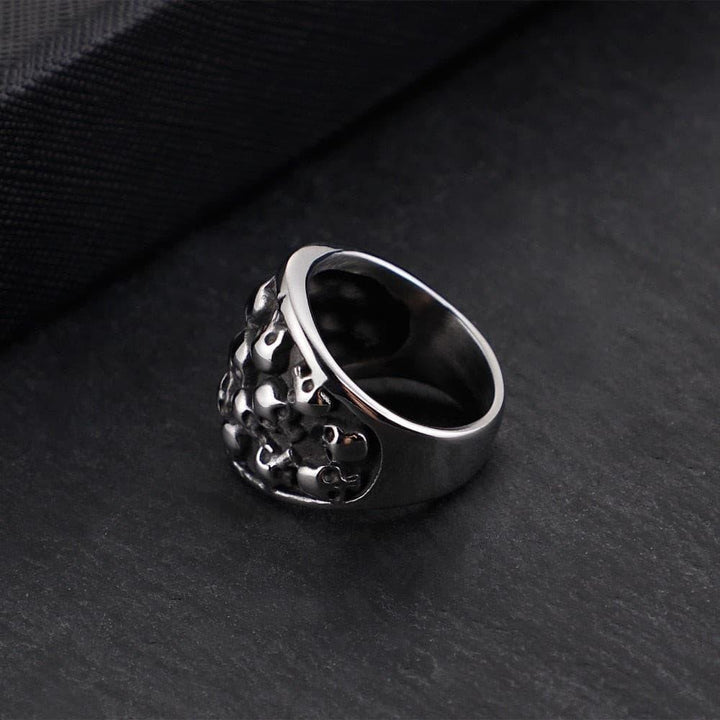 Kalen Punk Skull Rings For Men Size 8-12 Stainless Steel Multi Skull Head Rock Rings Male Gothic Halloween Jewelry.