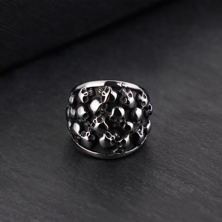 Kalen Punk Skull Rings For Men Size 8-12 Stainless Steel Multi Skull Head Rock Rings Male Gothic Halloween Jewelry.