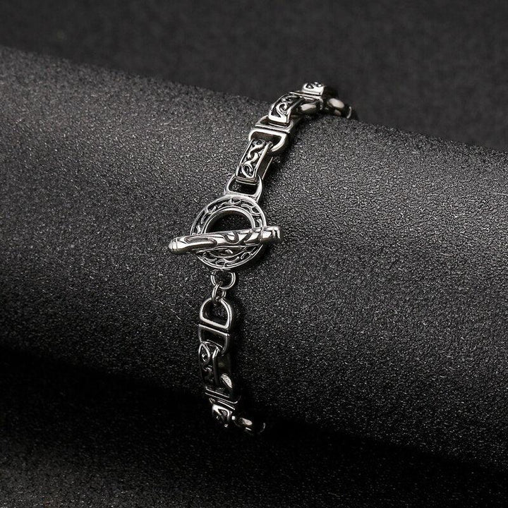 Kalen Retro Totem Texture Combination Chain Charm Men's Stainless Steel Bracelet Simple Clasp Jewelry.