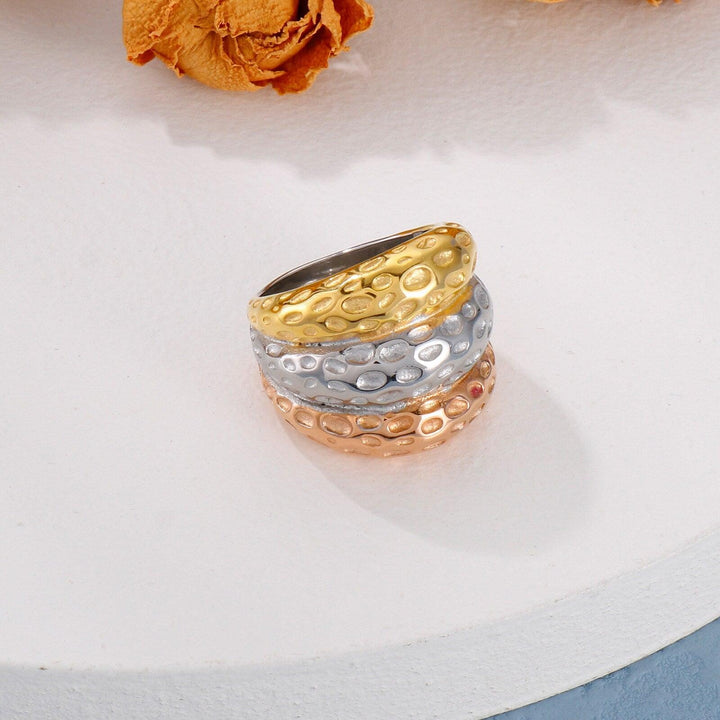 Kalen Stainless Steel 3 Color Rings Women Fashion Jewelry Golden Silver color Rose Golden Unique Cocktail Party Ring.