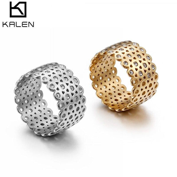 KALEN Stainless Steel Bulgaria Gold Rings For Women 12mm Width Rhinestone Grid Charm Finger Rings Size 6-9 Wedding Band Jewelry.