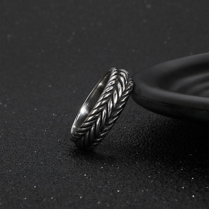 Kalen Twist Braided Rope Shape Ring 316LStainless Steel Men's Charm Jewelry.