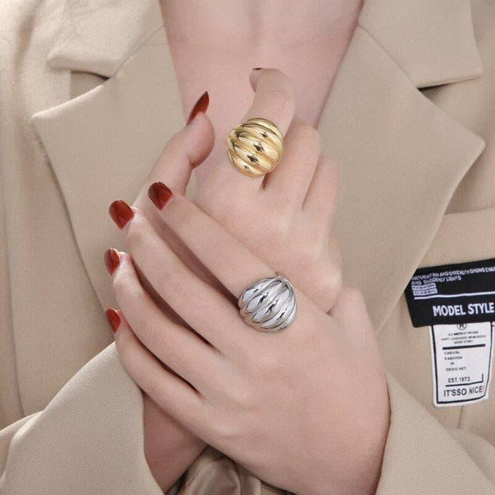 New Fashion Stainless Steel Thick Large Layers Rings Women Personality Minimalist Punk Big Gold Color Anillos Jewelry Weddinng.