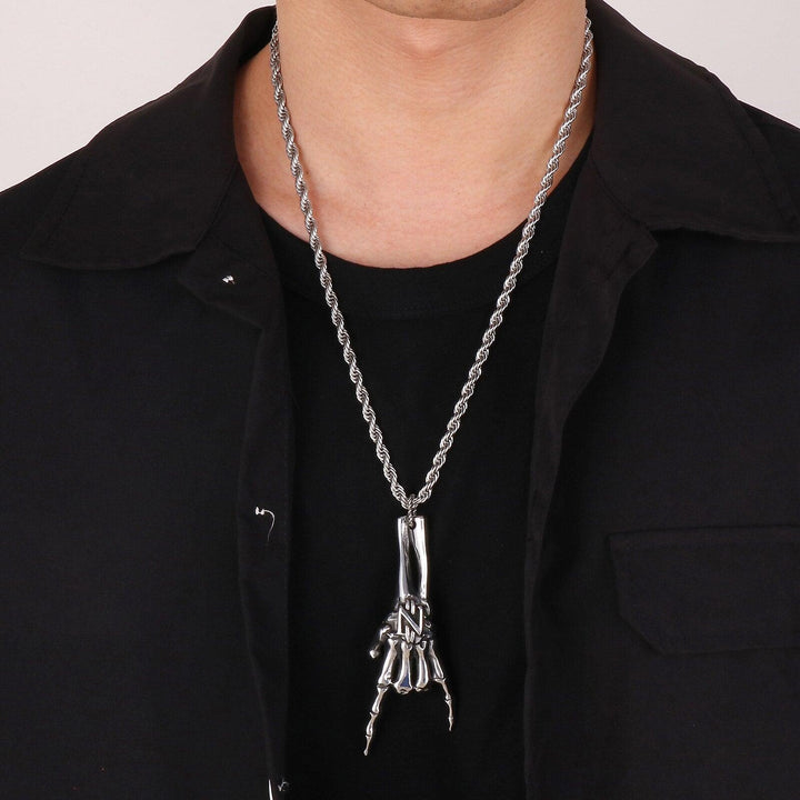 KALEN Stainless Steel Retro Rock Character Skull Hand Bone Pendant Men Necklace Pendant Jewelry.