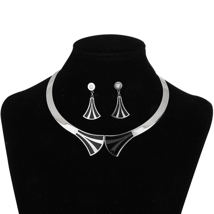 SALE 7 Styles Stainless Steel Choker Necklace Women Metal Hollow Jewelry Set Statement Jewelry Collier Pearl Jewelry Gift.